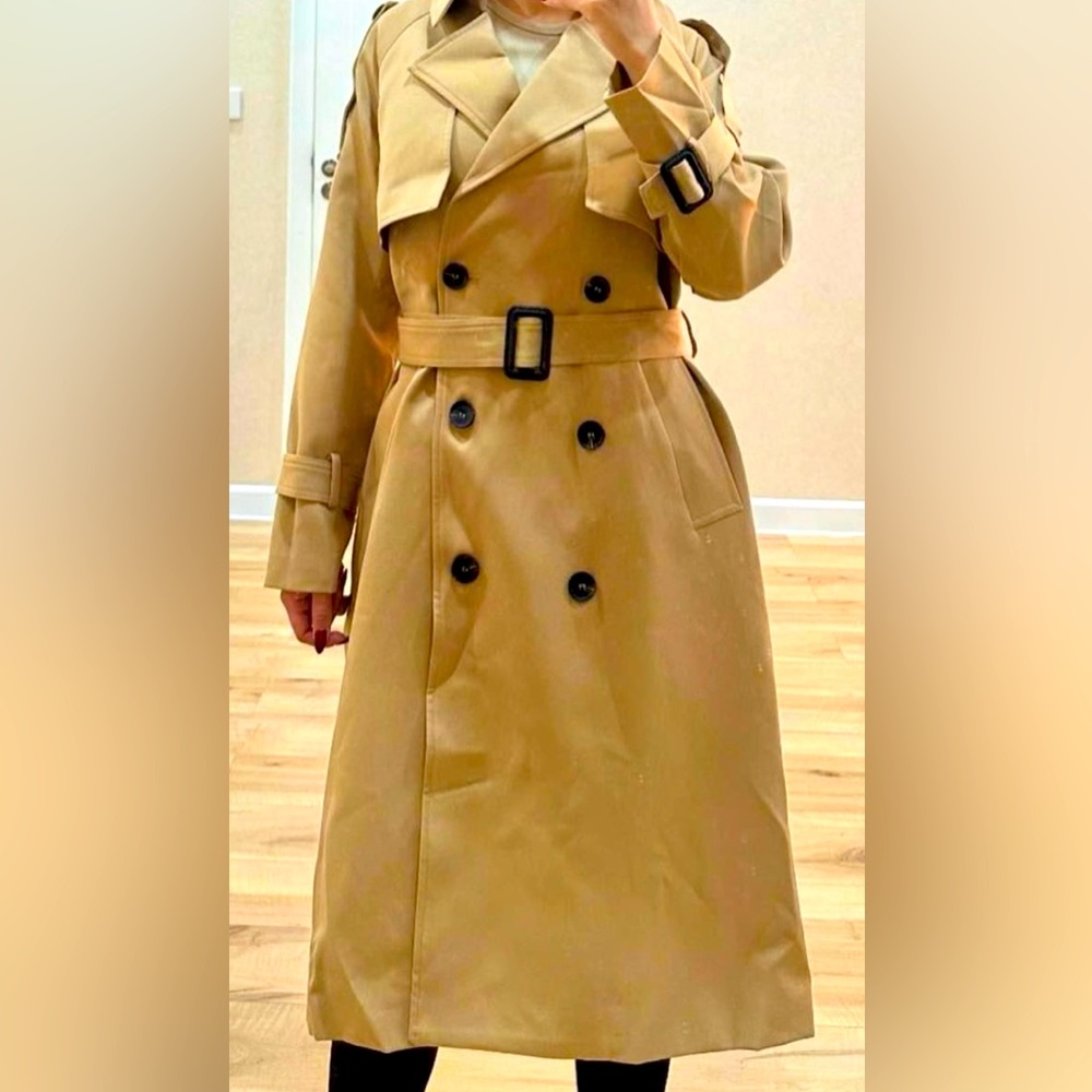 Women’s trench coat